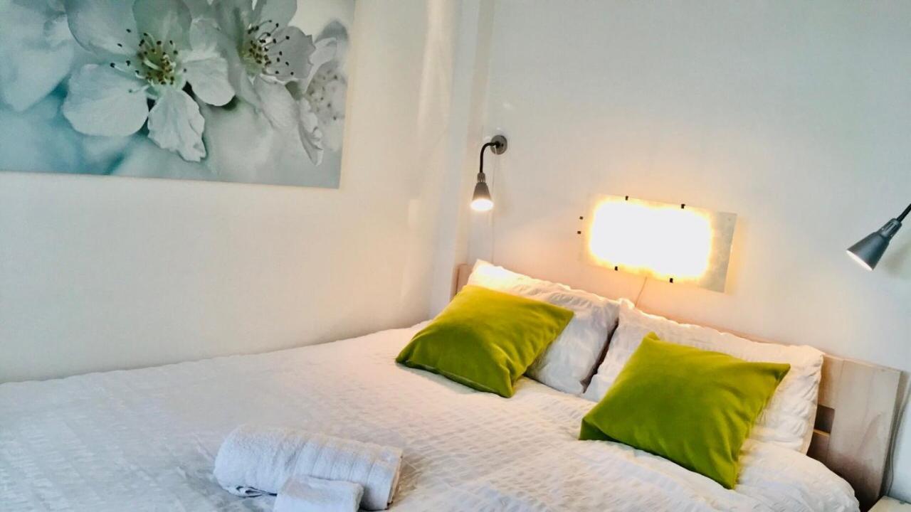 Aparthotel Square Prague 1 מראה חיצוני תמונה