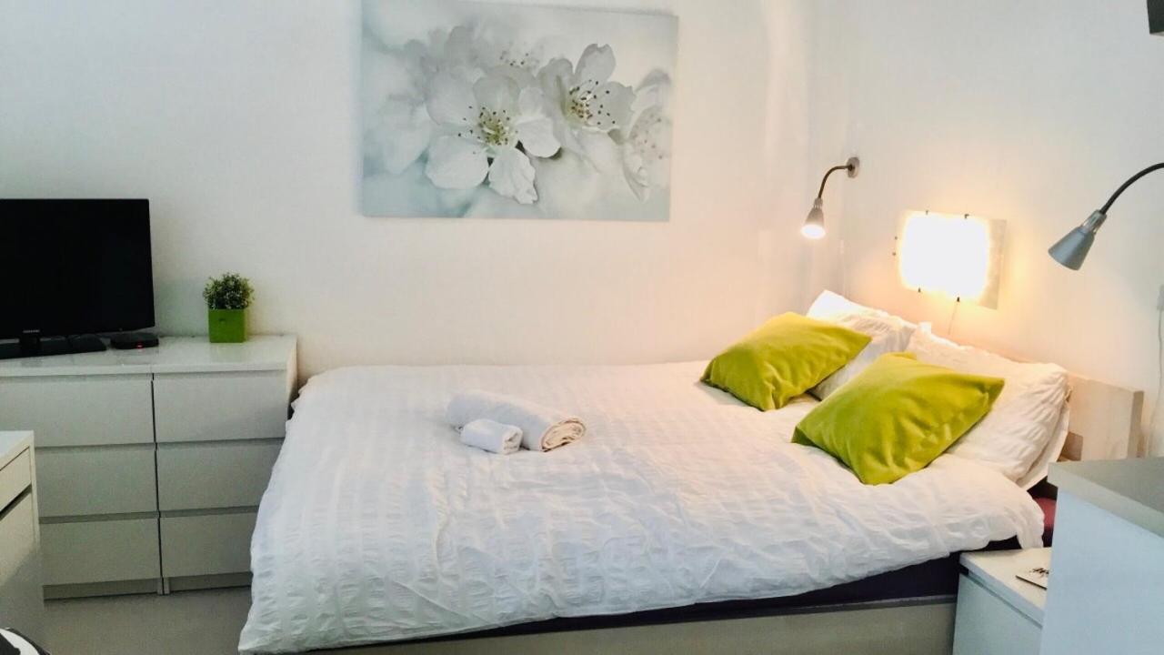 Aparthotel Square Prague 1 מראה חיצוני תמונה